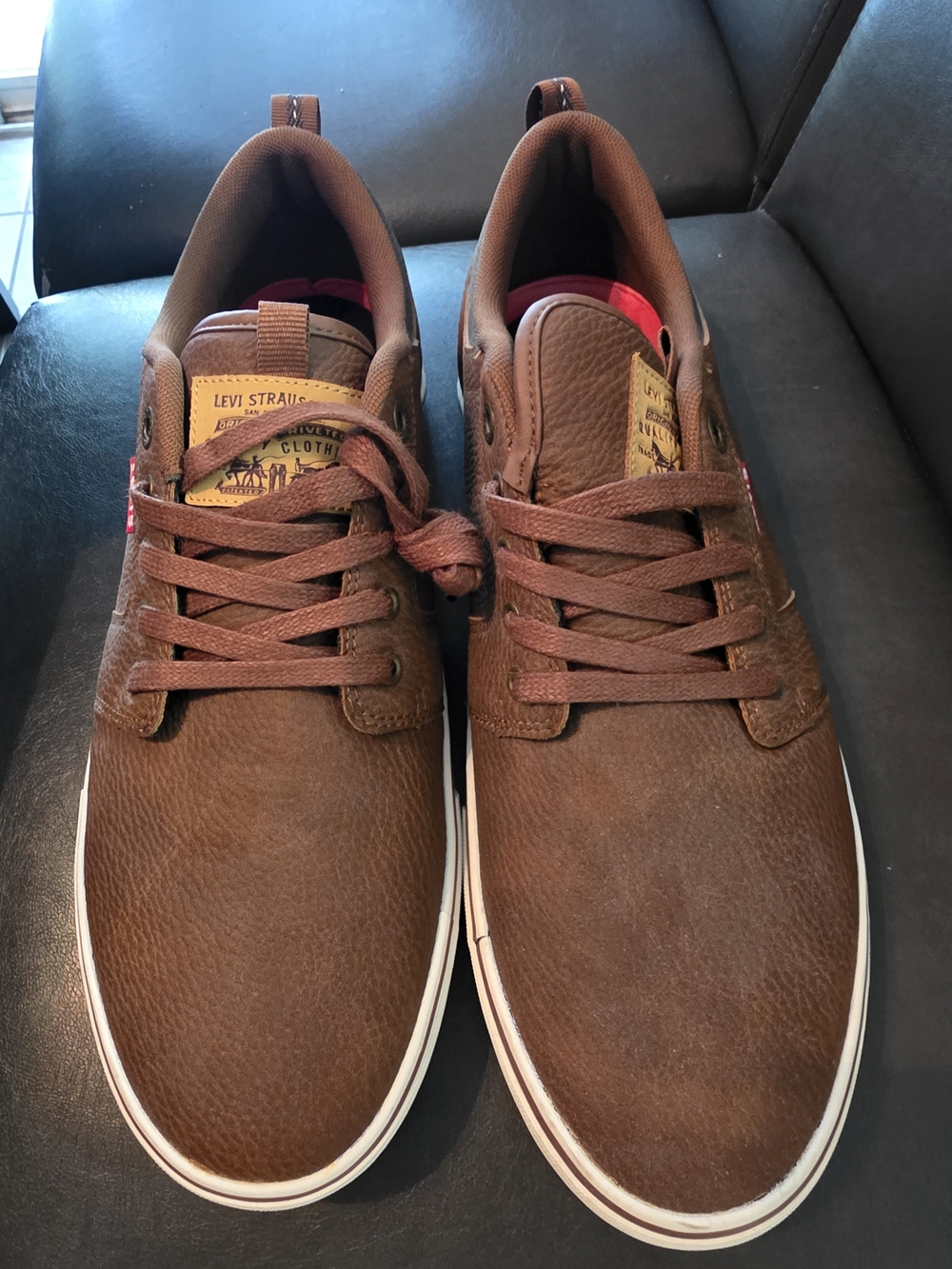 Levi's Men's Brown Low-Top Lace-Up Sneakers